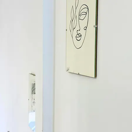 Apartment Charm 1a